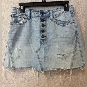 We the Free  by Free People Women Size 29 Button Fly Distressed Mini Denim Skirt
